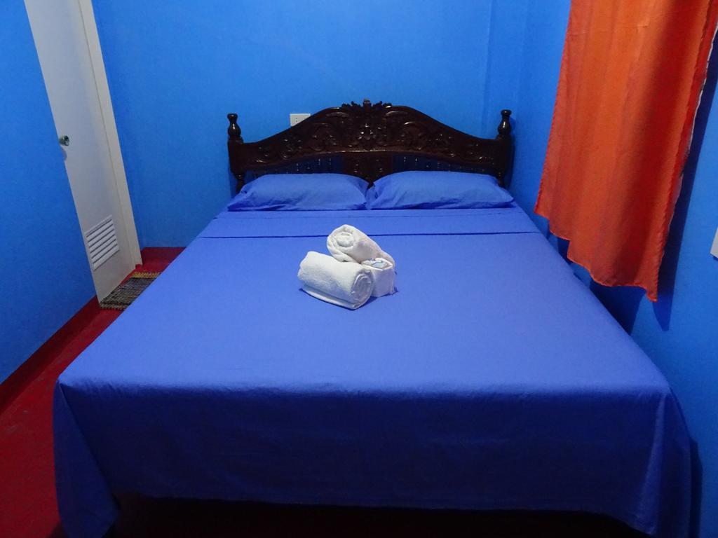 Happy Buddha Inn Puerto Galera Extérieur photo